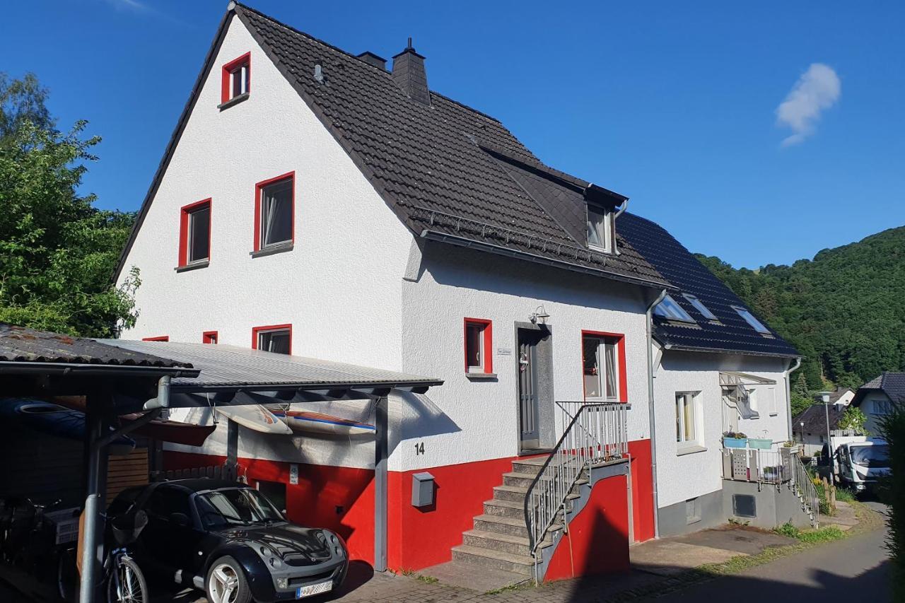 Toms Gaestehaus Schleiden Bagian luar foto
