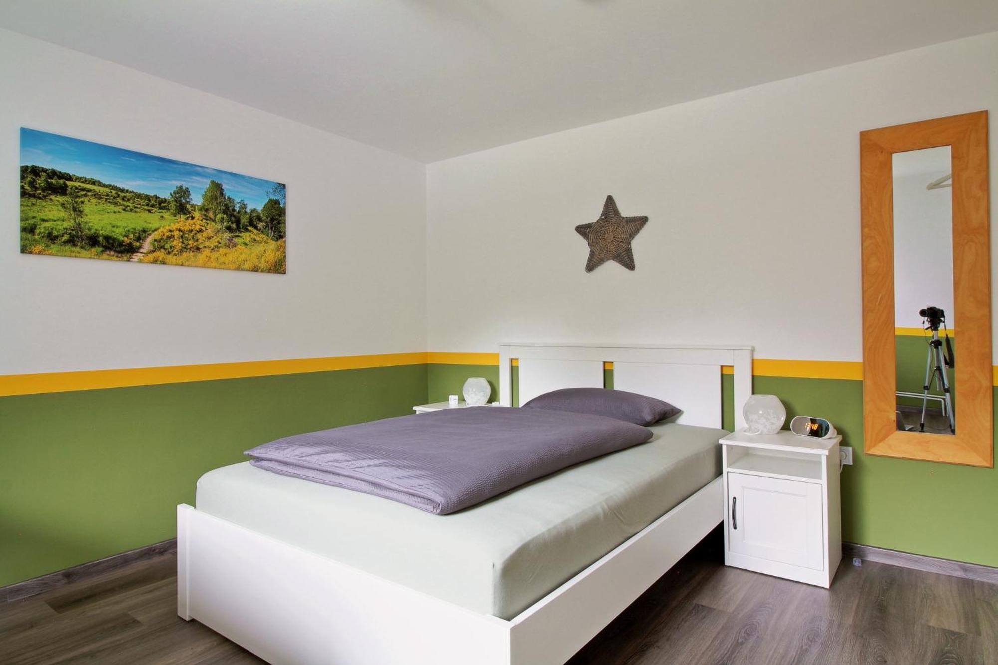 Toms Gaestehaus Schleiden Ruang foto