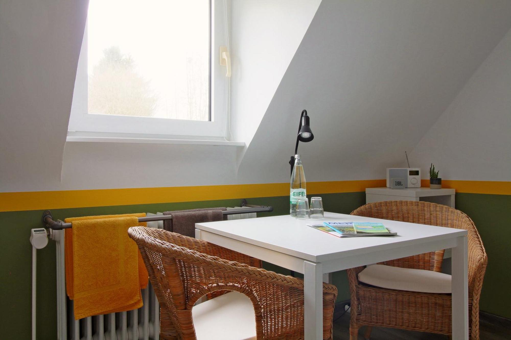 Toms Gaestehaus Schleiden Ruang foto