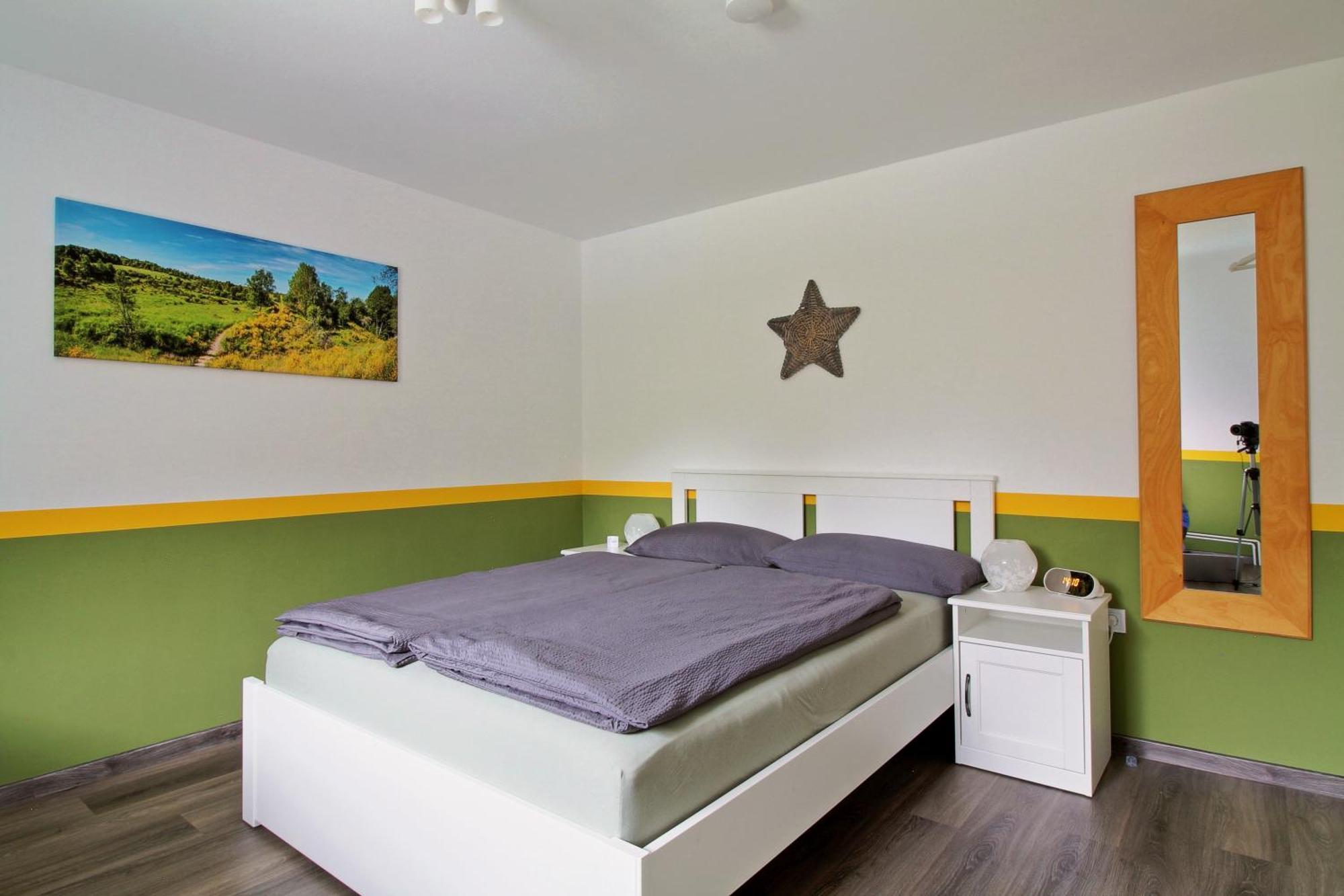 Toms Gaestehaus Schleiden Ruang foto